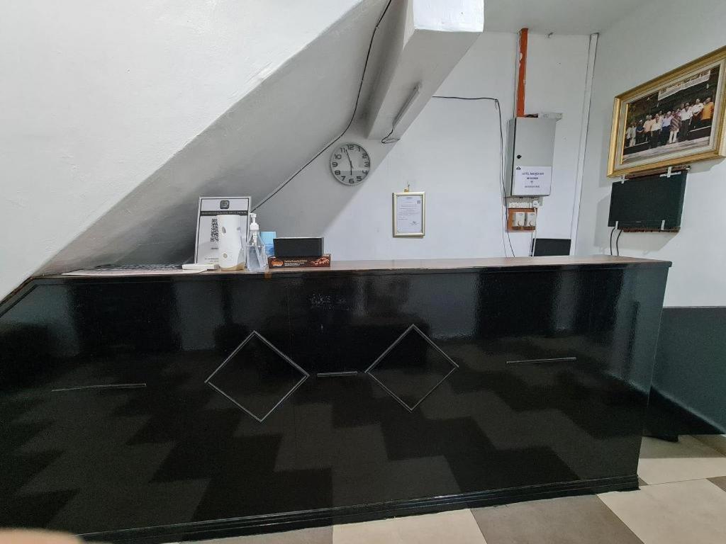 Oyo 90936 Hotel Manjoi Inn Ipoh Extérieur photo